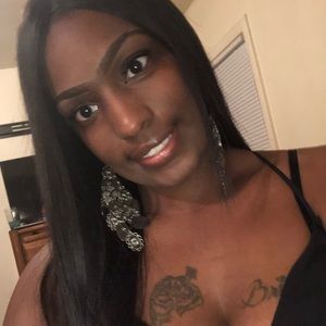 Meet your Posher, Brianna